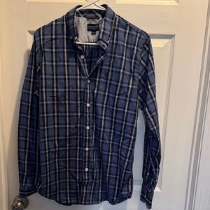 Dockers Blue Plaid Long-Sleeve Button-Down Shirt